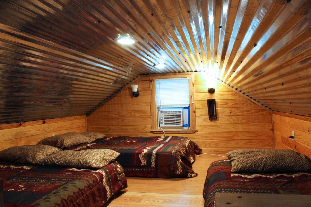 Berry Creek Cabins Hotel Isabel Buitenkant foto